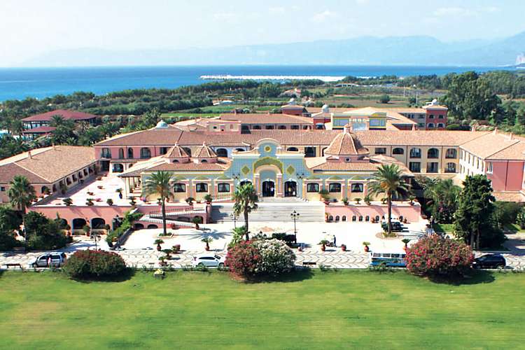 MGC Resort****soggiorno mare in Sardegna situato nel Golfo di Orosei
